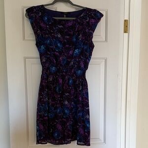 Forever 21 Vibrant Purple and Blue Flutter Short Sleeve Mini Dress